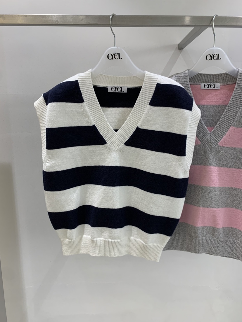 EYEL韓國直郵實拍女裝新品職業熱賣推薦時尚吊帶背心單排扣EYEL吊帶/背心圖色1