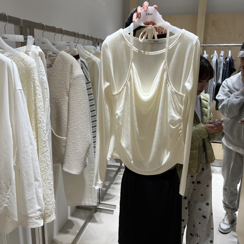 DEUO東大門實拍女裝新款人氣時尚26春夏真品長袖T恤假兩件DEUO長袖T恤圖色1