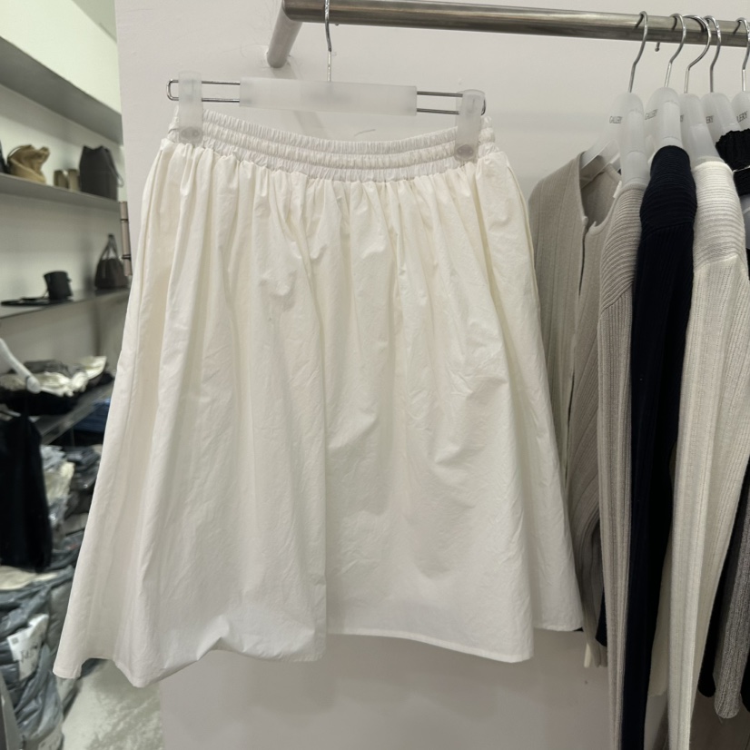 GALLERY-P東大門直郵女裝新品推薦熱賣真品職業短裙褶皺GALLERY-P短裙