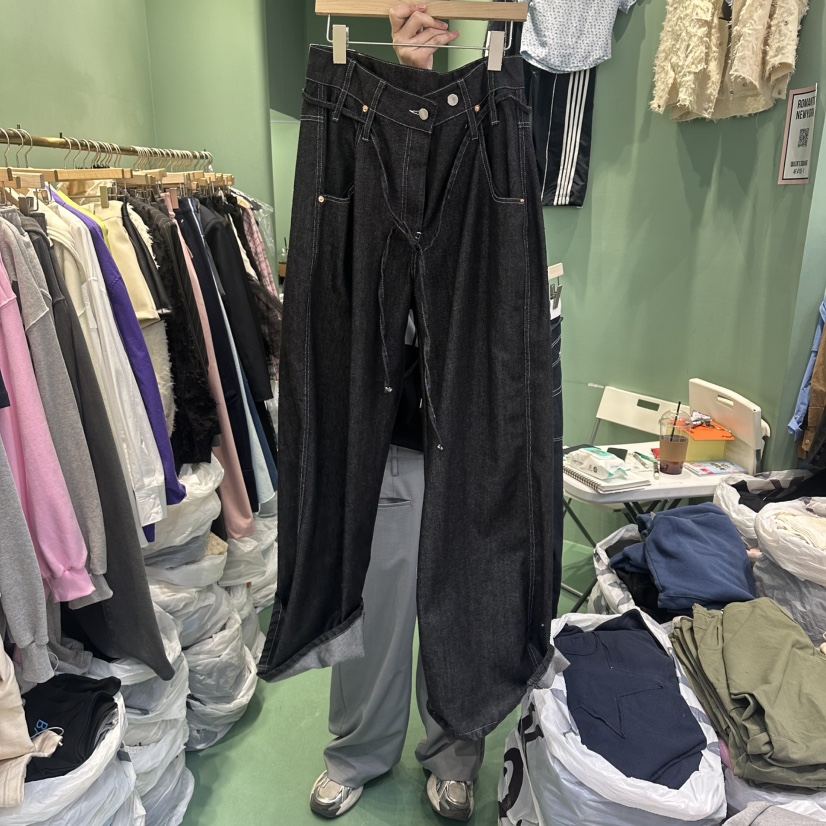 ROMANTIC NEWYORK東大門代購女裝新款休閑牛仔褲不褪色含腰繩ROMANTIC NEWYORK牛仔褲圖色2黑色