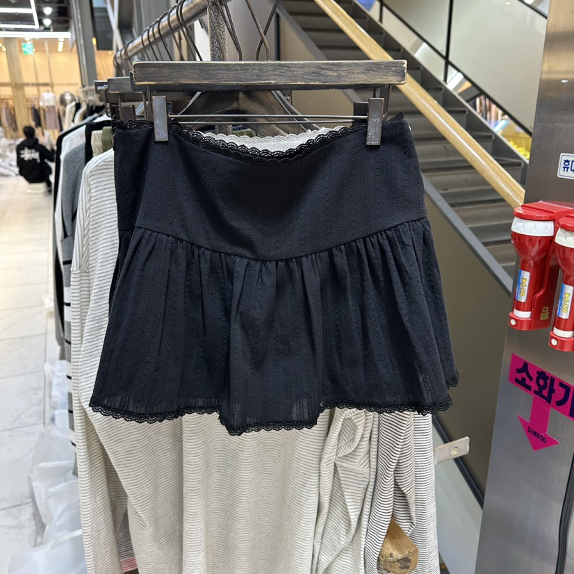 A2/D2東大門代購女士新款人氣真品推薦職業時尚裙褲荷葉邊A2/D2裙褲