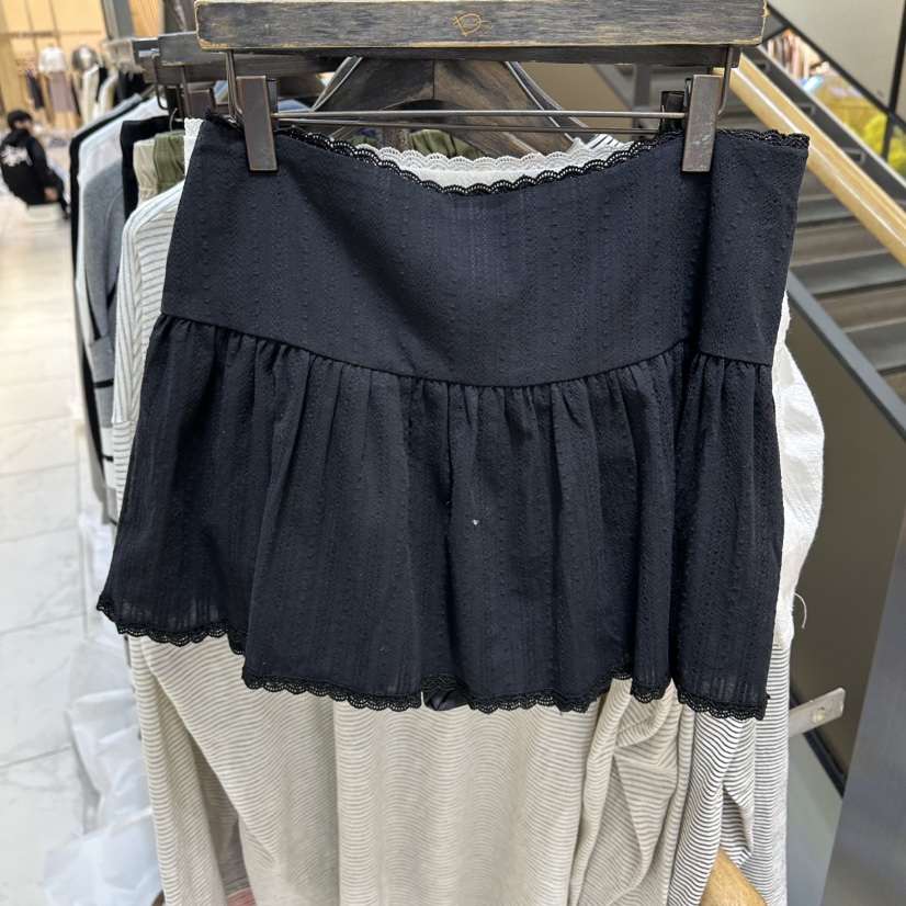 A2/D2東大門代購女士新款人氣真品推薦職業時尚裙褲荷葉邊A2/D2裙褲圖色2