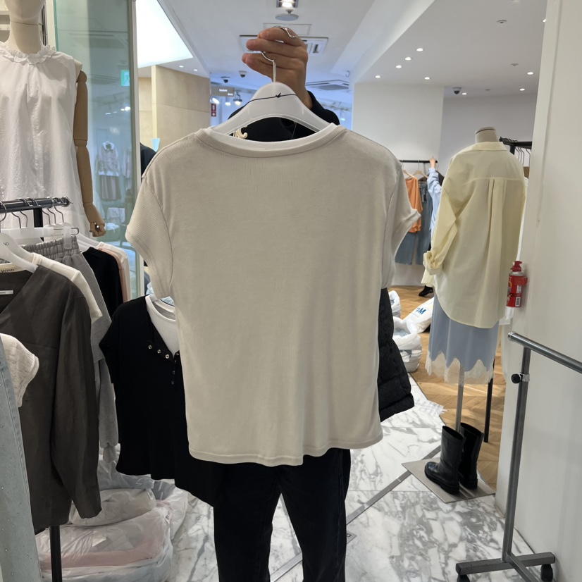 ALMOND東大門代購女裝新款推薦時尚熱賣26春夏職業真品T恤ALMONDT恤