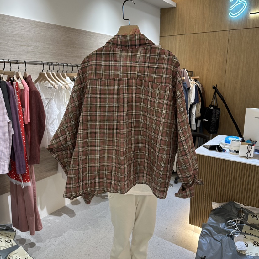 BISHOP/APOINT/3MARCH東大門實拍女裝新款熱賣襯衫蕾絲衫BISHOP/APOINT/3MARCH襯衫/蕾絲衫