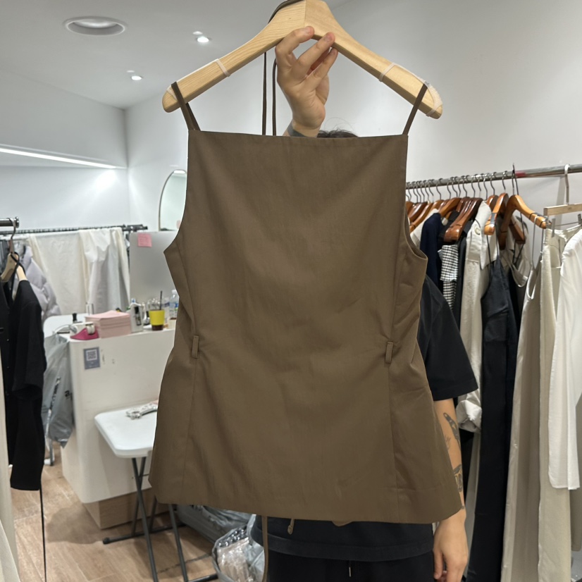 LEWIN東大門實拍女裝新款熱賣26春夏推薦時尚吊帶背心含腰繩LEWIN吊帶/背心