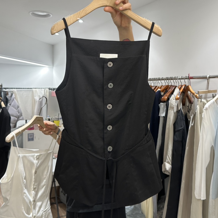 LEWIN東大門實拍女裝新款熱賣26春夏推薦時尚吊帶背心含腰繩LEWIN吊帶/背心圖色2