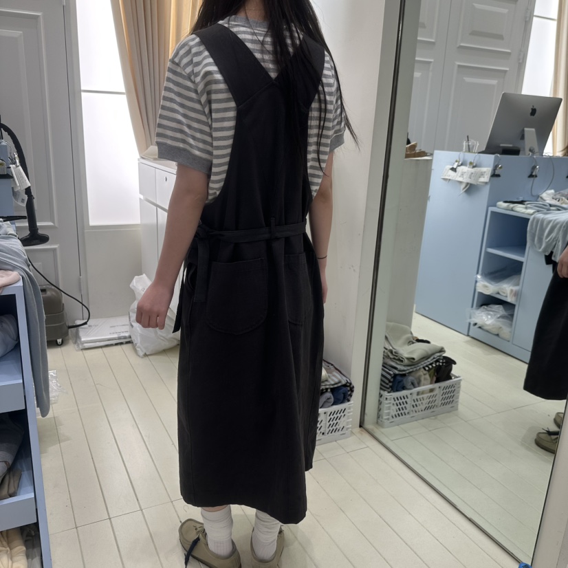 OURMOMENT韓國直郵女士新款26春夏真品休閑人氣連衣裙含包OURMOMENT連衣裙