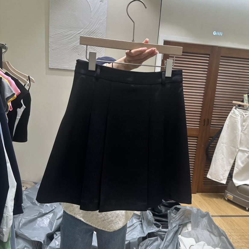GILLI東大門實拍女士新款熱賣職業26春夏人氣時尚短裙褶皺GILLI短裙
