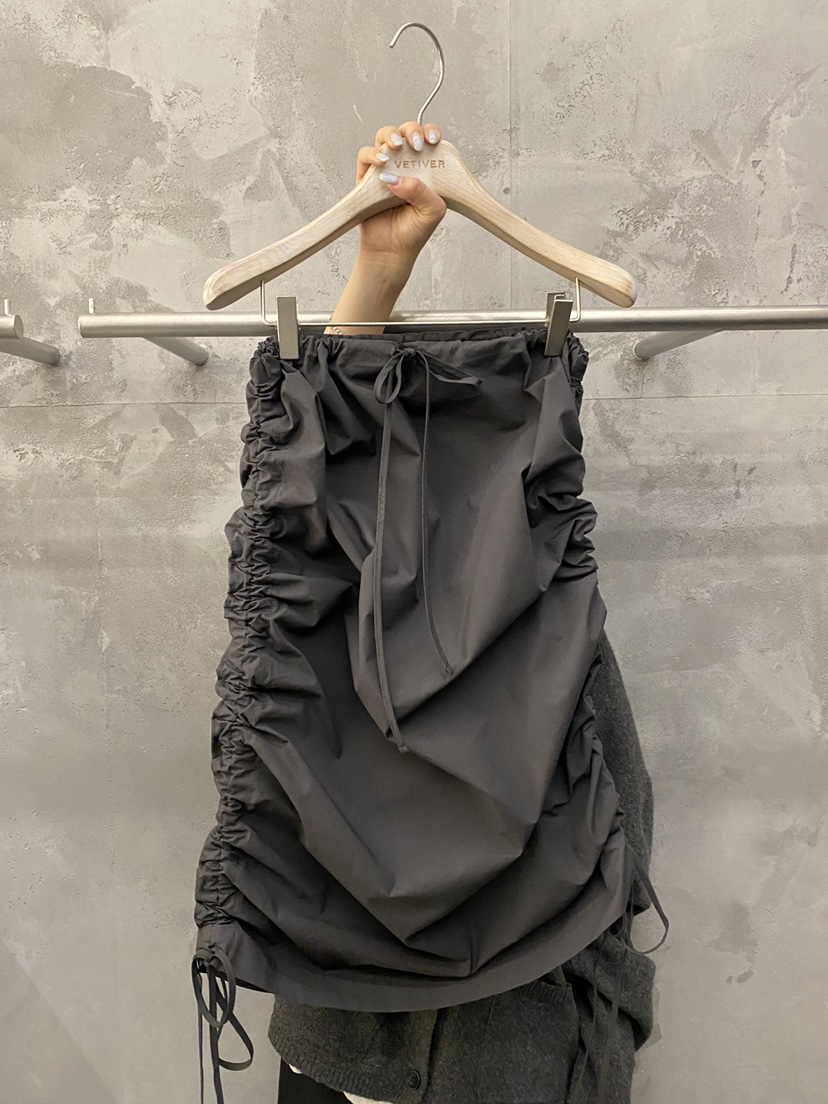 THE VETIVER-A東大門實拍女裝新品時尚職業熱賣人氣長裙VETIVER長裙圖色1墨色