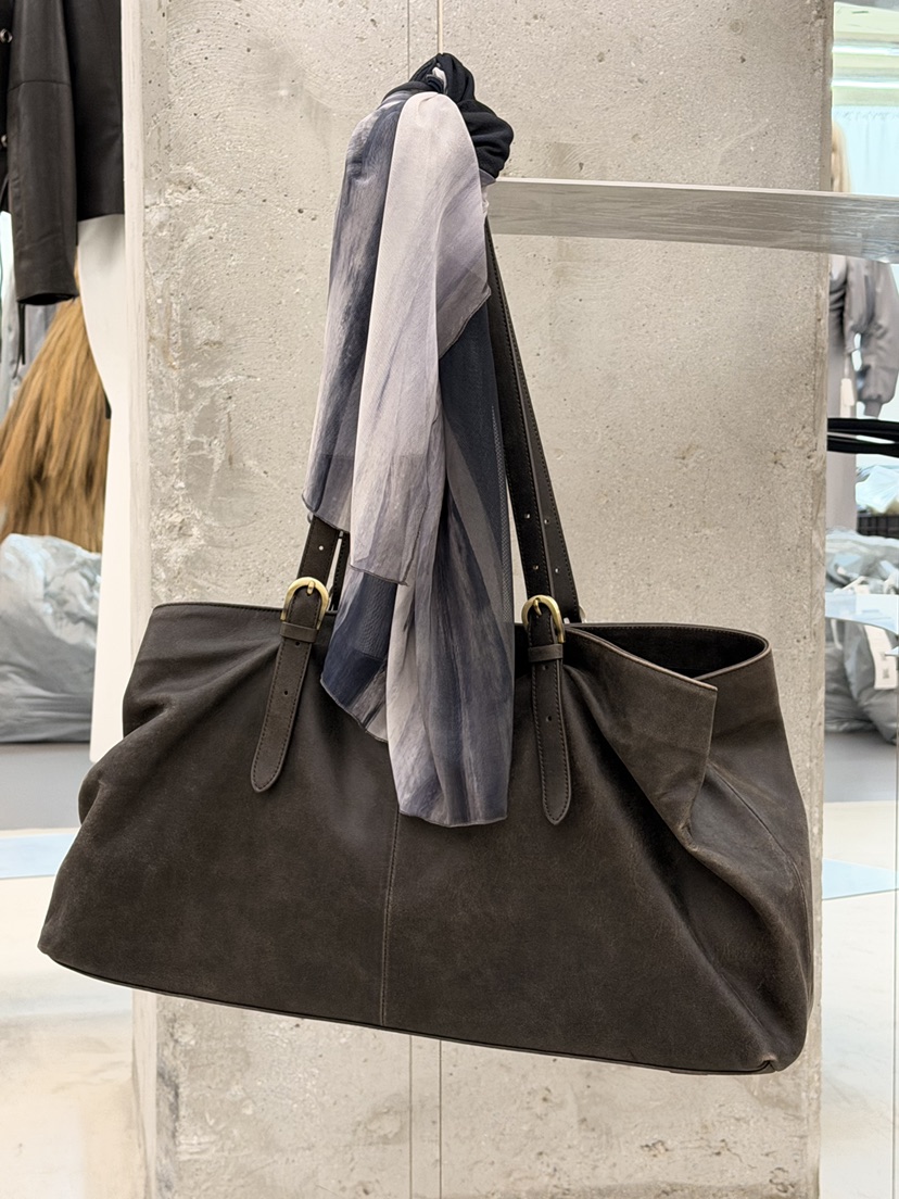 MWE韓國直郵實拍女士新品熱賣職業26春夏推薦人氣圍巾披肩MWE圍巾/披肩