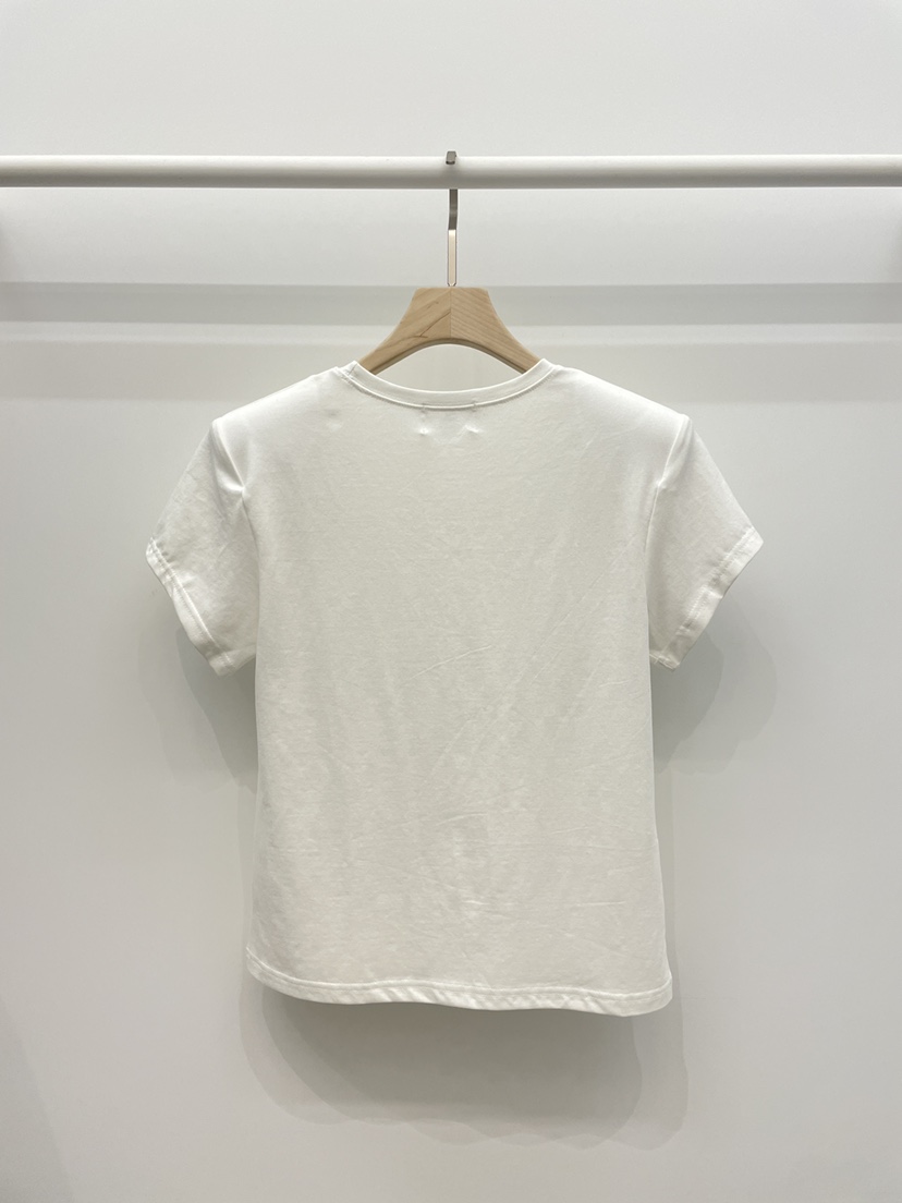 NYLON韓國直郵女士新款26春夏時尚人氣職業熱賣休閑推薦T恤NYLONT恤