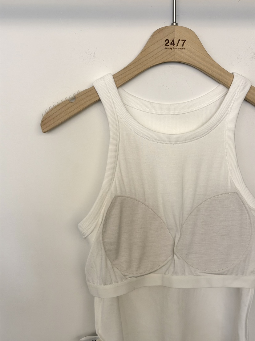 TWENTY FOUR SEVEN24-7韓國東大門直郵女士新款26春夏吊帶背心TEWNTY FOUR SEVEN24-7吊帶/背心