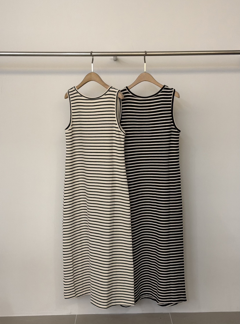 TWENTY FOUR SEVEN24-7東大門代購女士新款熱賣連衣裙TEWNTY FOUR SEVEN24-7連衣裙