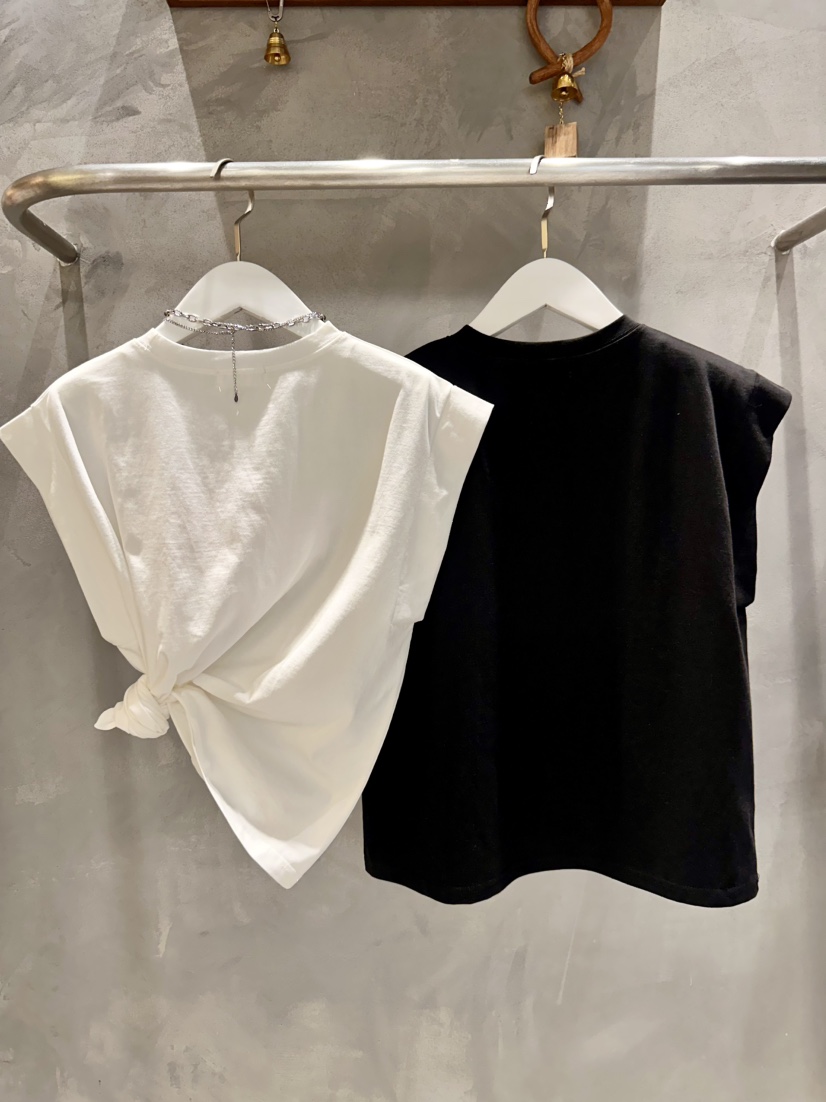 KIFF韓國直郵女裝新款26春夏時尚真品熱賣吊帶背心不含配飾KIFF吊帶/背心