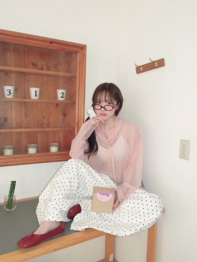 MAISONDEGLORY東大門直郵女士新款26春夏長袖T恤不含腰帶網眼高領MAISON DE GLORY長袖T恤