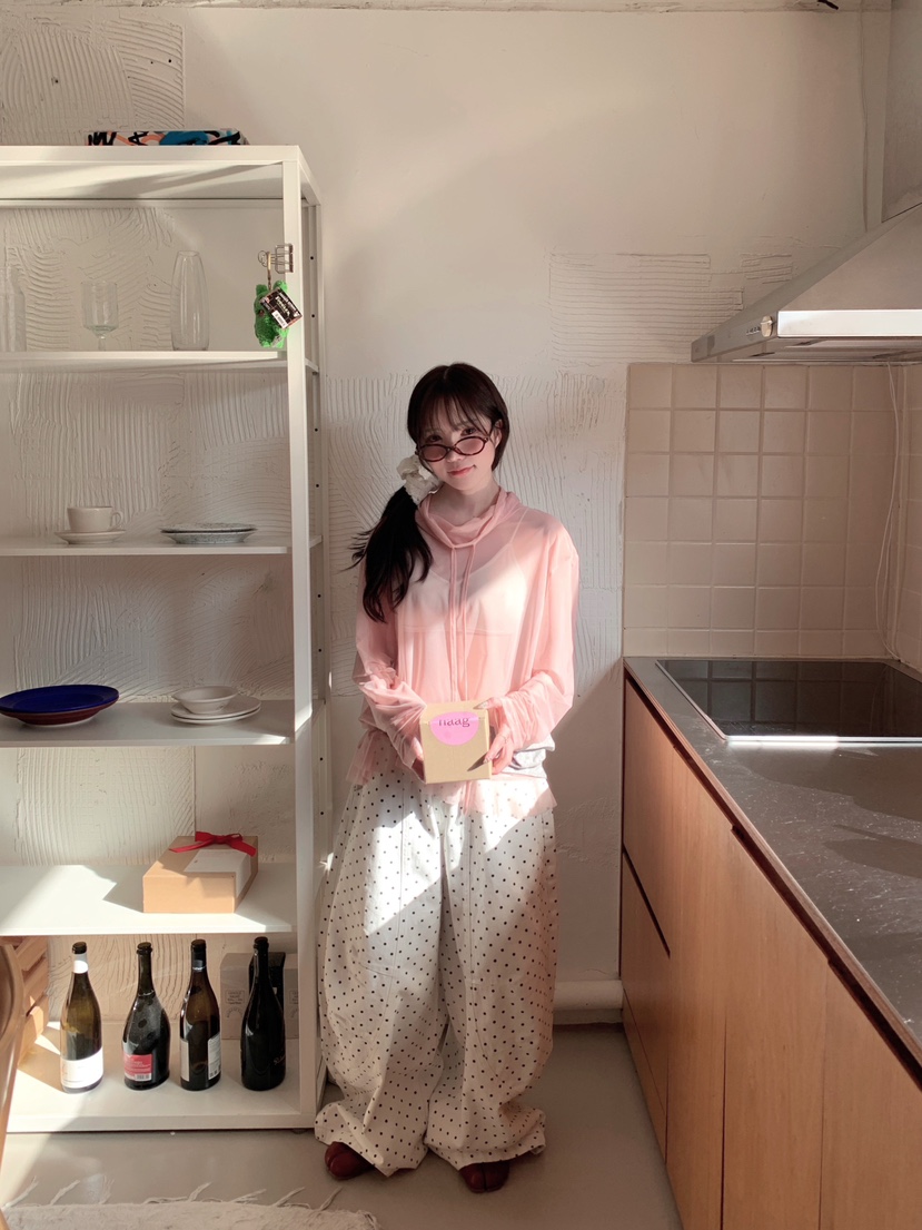 MAISONDEGLORY東大門直郵女士新款26春夏長袖T恤不含腰帶網眼高領MAISON DE GLORY長袖T恤