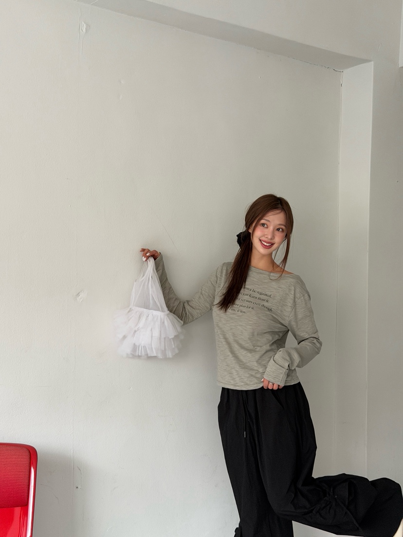 ZITTEN韓國代購女士新品真品職業時尚熱賣推薦26春夏長袖T恤ZITTEN長袖T恤