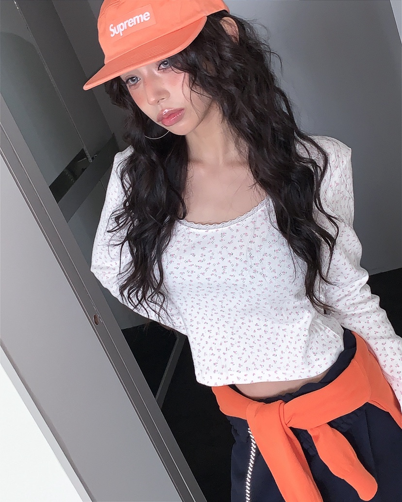 LIVE AID-P韓國代購女士新品推薦時尚休閑26春夏長袖T恤LIVE AID-P長袖T恤