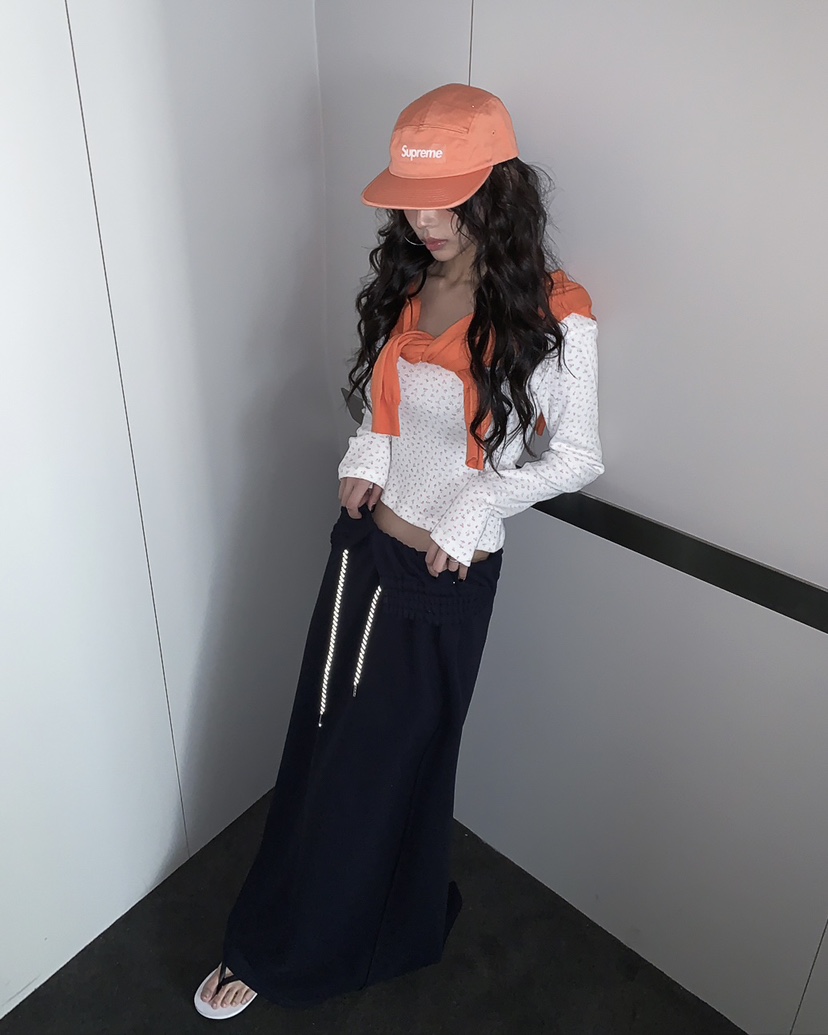 LIVE AID-P韓國代購女士新品推薦時尚休閑26春夏長袖T恤LIVE AID-P長袖T恤