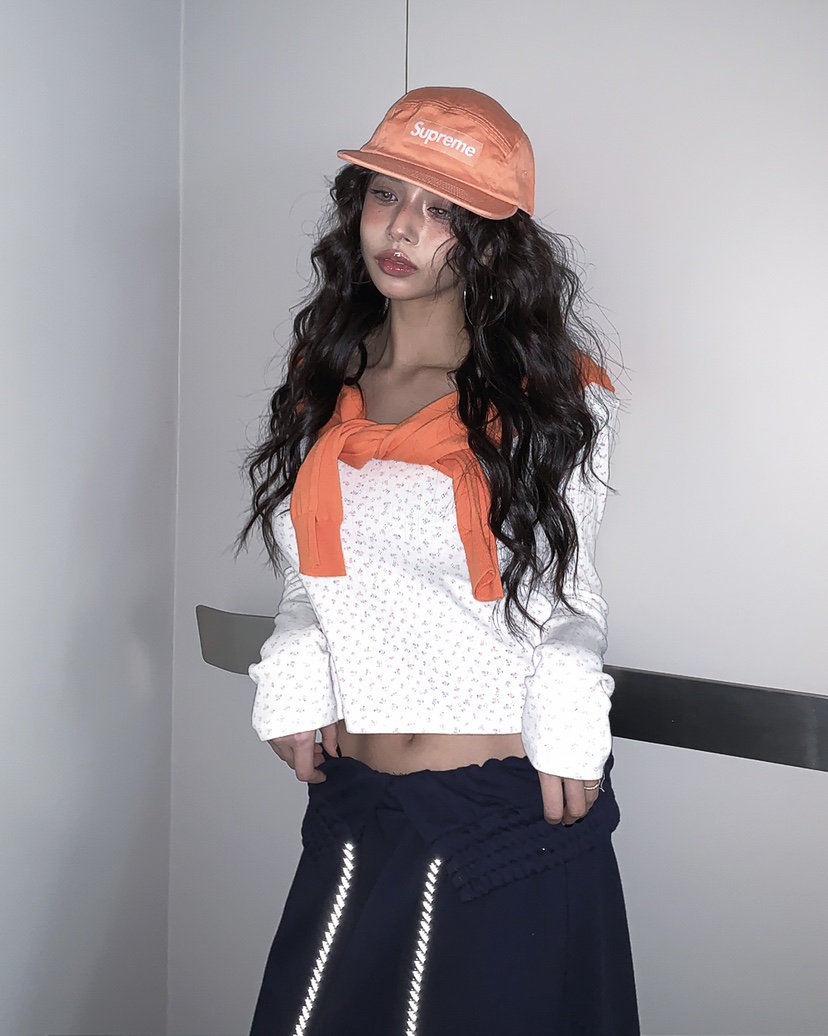 LIVE AID-P韓國代購女士新品推薦時尚休閑26春夏長袖T恤LIVE AID-P長袖T恤