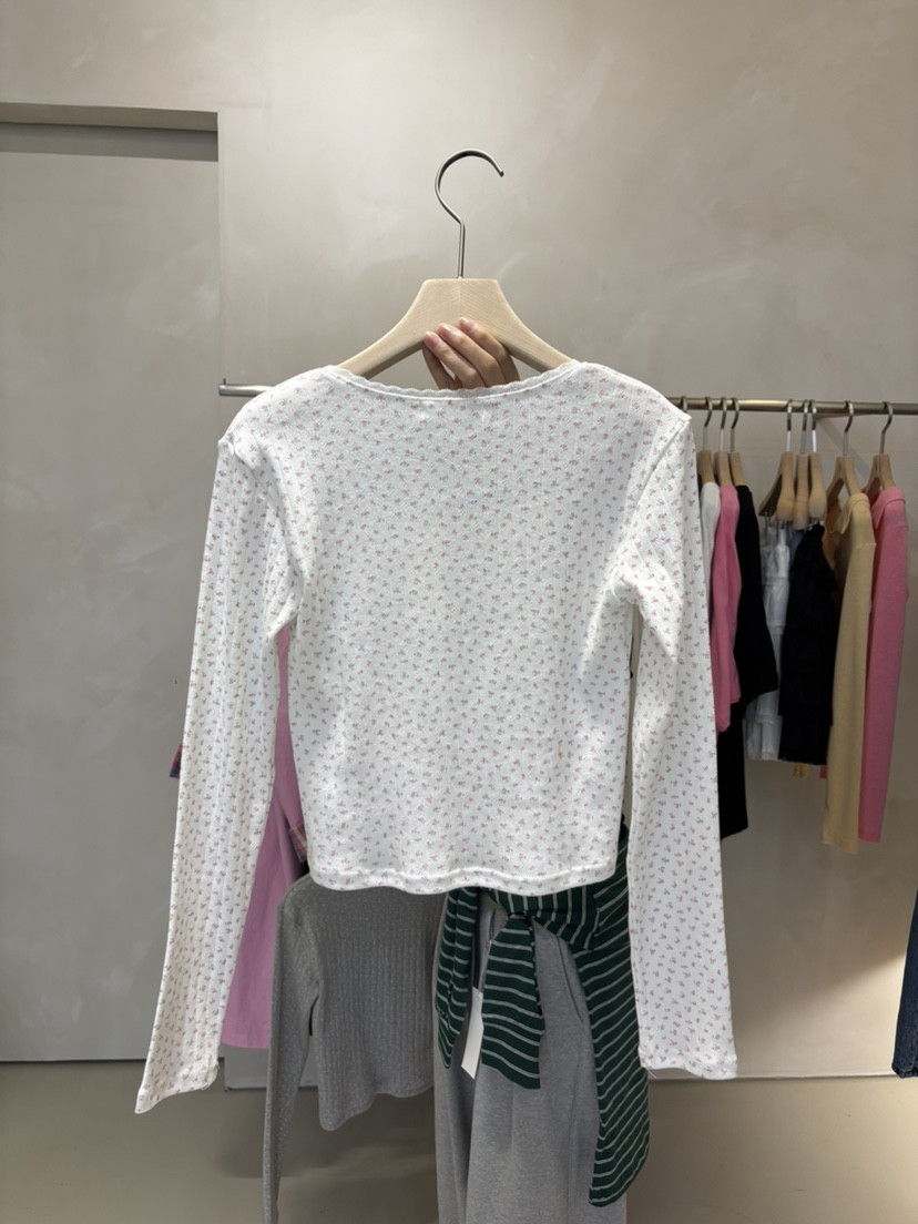 LIVE AID-P韓國代購女士新品推薦時尚休閑26春夏長袖T恤LIVE AID-P長袖T恤