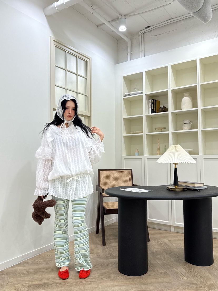 MAISONDEGLORY韓國代購女士新品26春夏推薦熱賣襯衫蕾絲衫MAISON DE GLORY襯衫/蕾絲衫