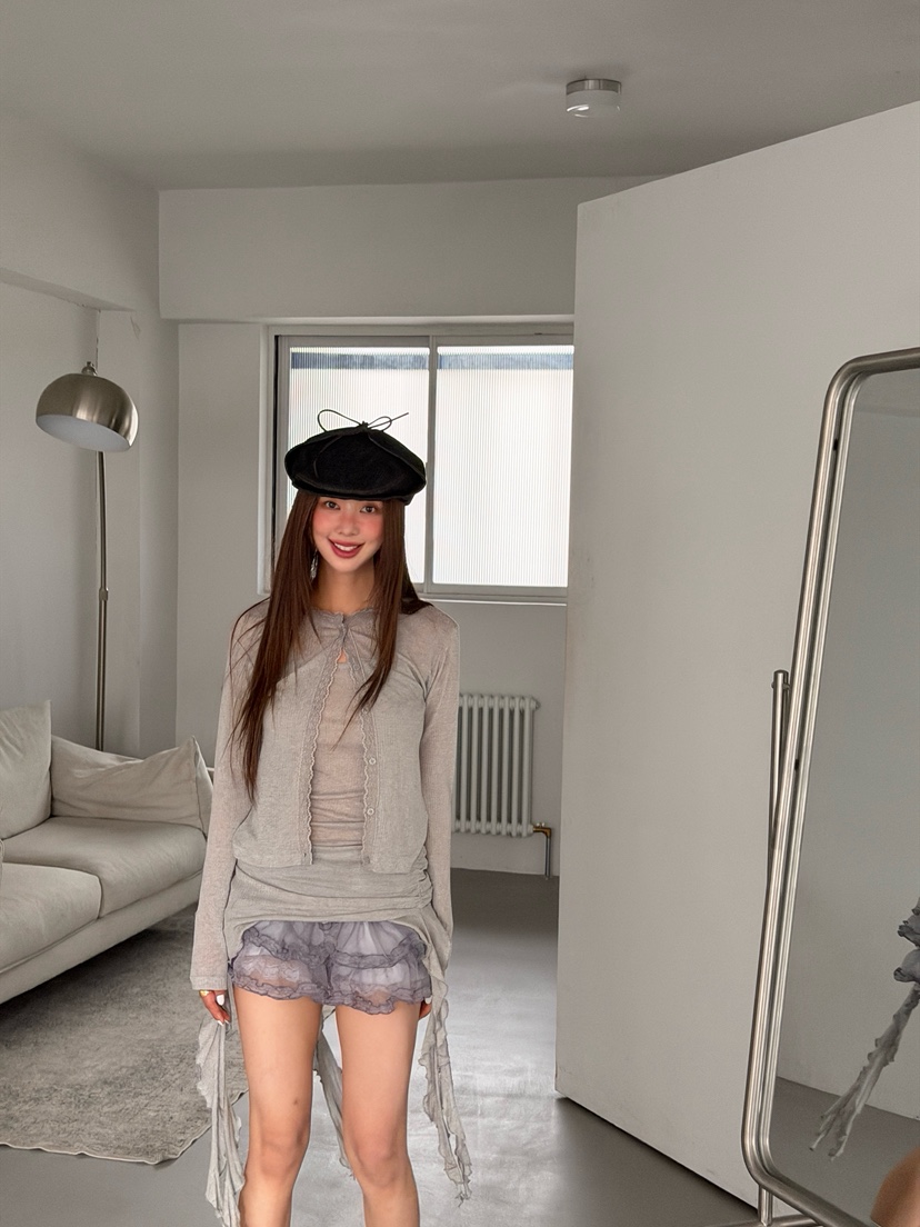 ZITTEN東大門直郵女士新品時尚熱賣職業人氣長袖T恤蕾絲開衫ZITTEN長袖T恤