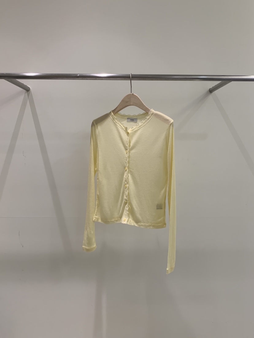 ZITTEN東大門直郵女士新品時尚熱賣職業人氣長袖T恤蕾絲開衫ZITTEN長袖T恤圖色1