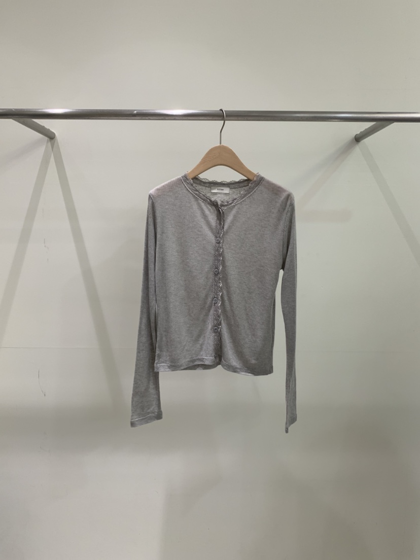 ZITTEN東大門直郵女士新品時尚熱賣職業人氣長袖T恤蕾絲開衫ZITTEN長袖T恤圖色2