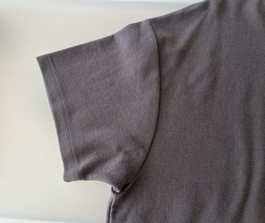 OP PER韓國代購女裝新款熱賣推薦時尚休閑26春夏職業T恤OPPER-simplebeigeT恤