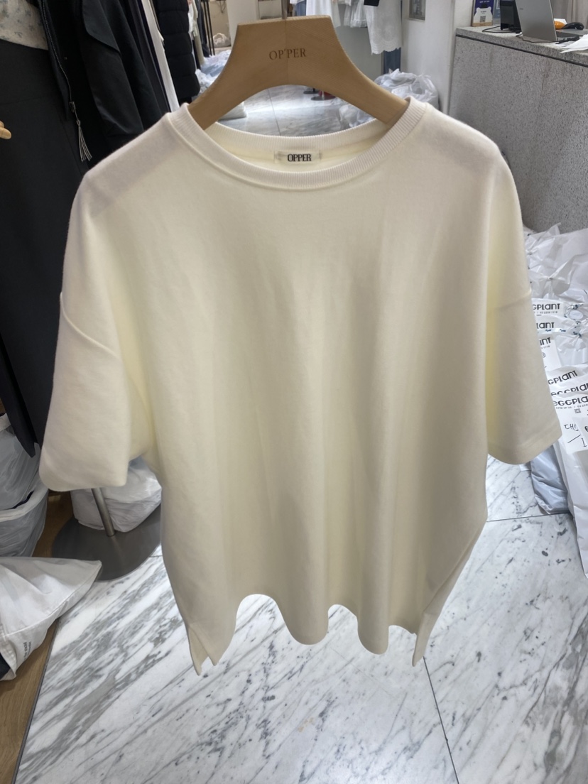 OP PER韓國代購女裝新款熱賣推薦時尚休閑26春夏職業T恤OPPER-simplebeigeT恤圖色4