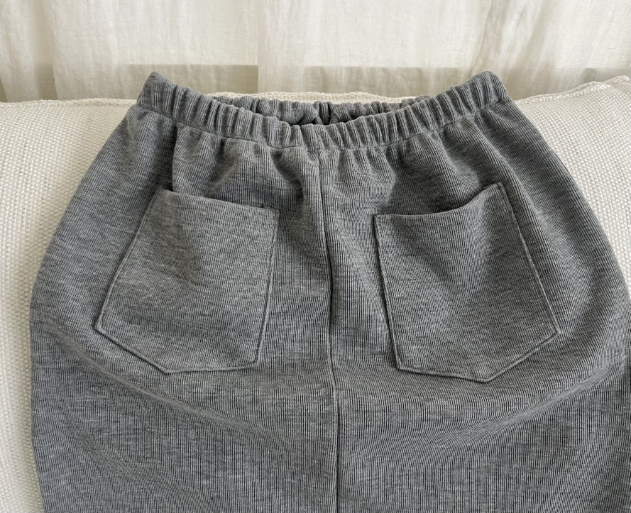 OP PER韓國直郵女士新品熱賣真品職業26春夏人氣推薦長裙OPPER-simplebeige長裙