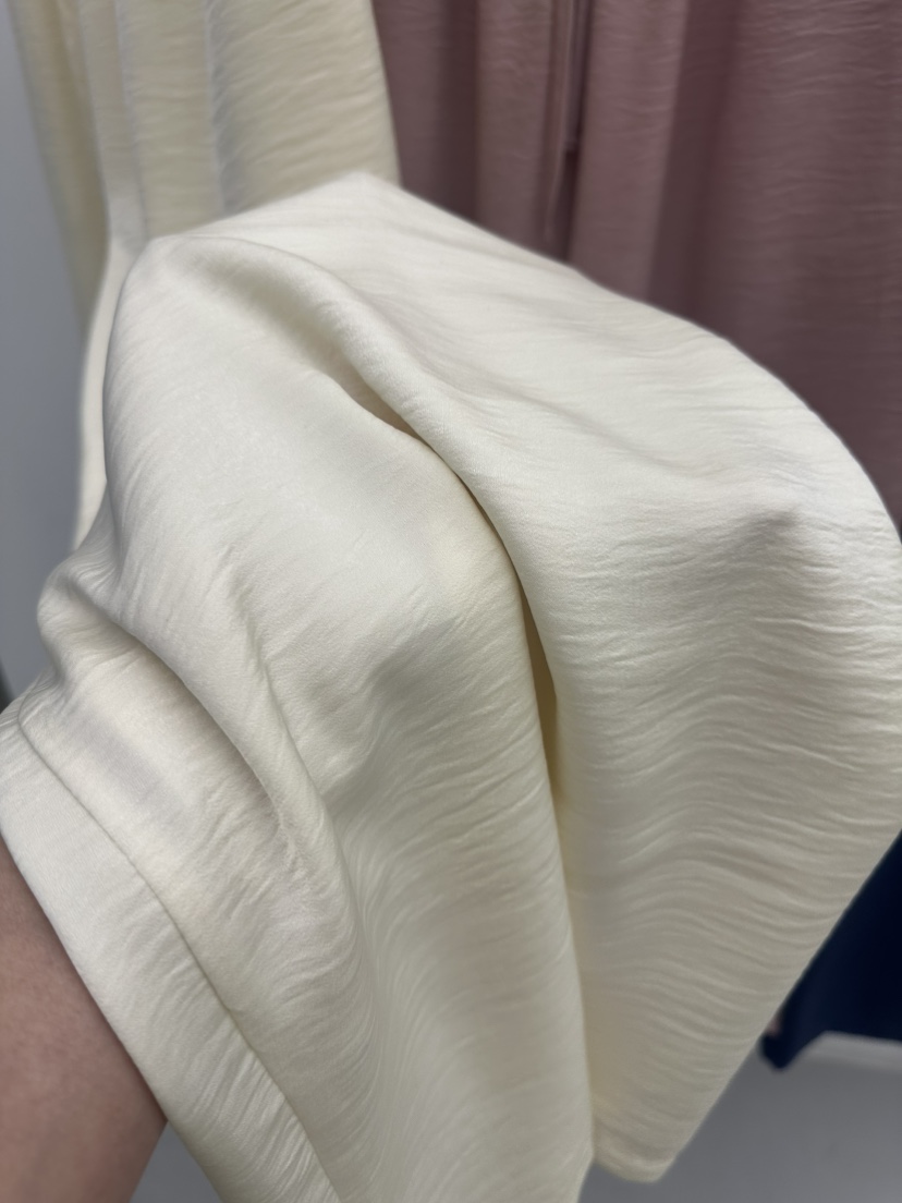 ONL東大門實拍女士新款26春夏人氣熱賣職業休閑褲闊腿褲緞面ONL休閑褲