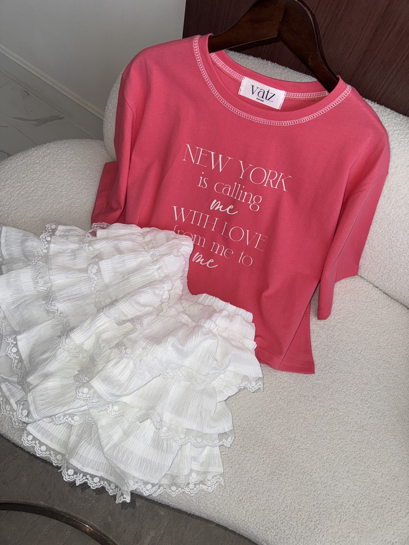 바츠東大門實拍女士新款26春夏人氣時尚職業推薦休閑熱賣T恤VatzT恤