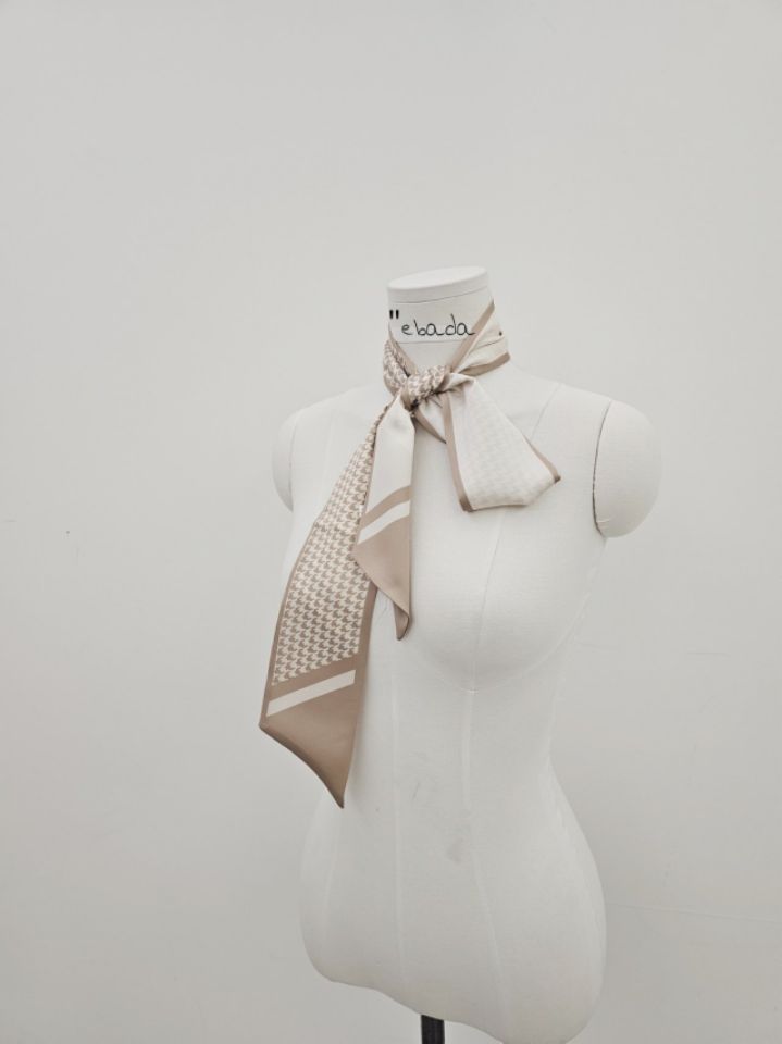 EBADA韓國代購女裝新款26春夏熱賣時尚推薦職業人氣圍巾披肩EBADA圍巾/披肩