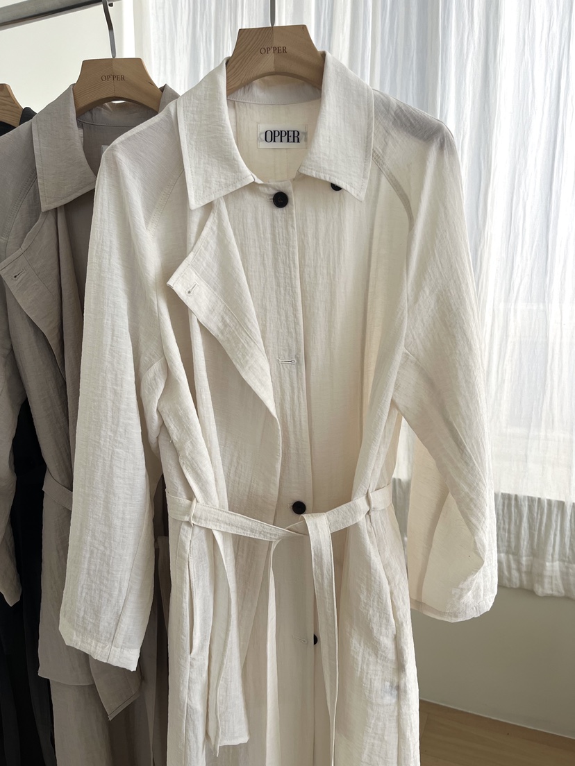 OP PER韓國代購女裝新品推薦時尚熱賣真品長款風衣含腰帶OPPER-simplebeige長款風衣