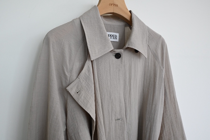 OP PER韓國代購女裝新品推薦時尚熱賣真品長款風衣含腰帶OPPER-simplebeige長款風衣