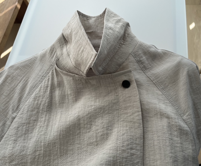 OP PER韓國代購女裝新品推薦時尚熱賣真品長款風衣含腰帶OPPER-simplebeige長款風衣