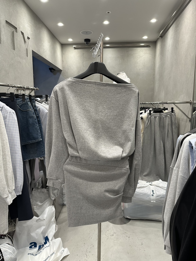 CELEBRITY-A東大門實拍女裝新款26春夏推薦時尚熱賣連衣裙CELEBRITY-A連衣裙