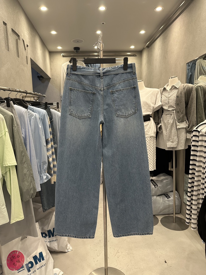 CELEBRITY-A韓國代購女裝新款真品職業時尚26春夏牛仔褲CELEBRITY-A牛仔褲