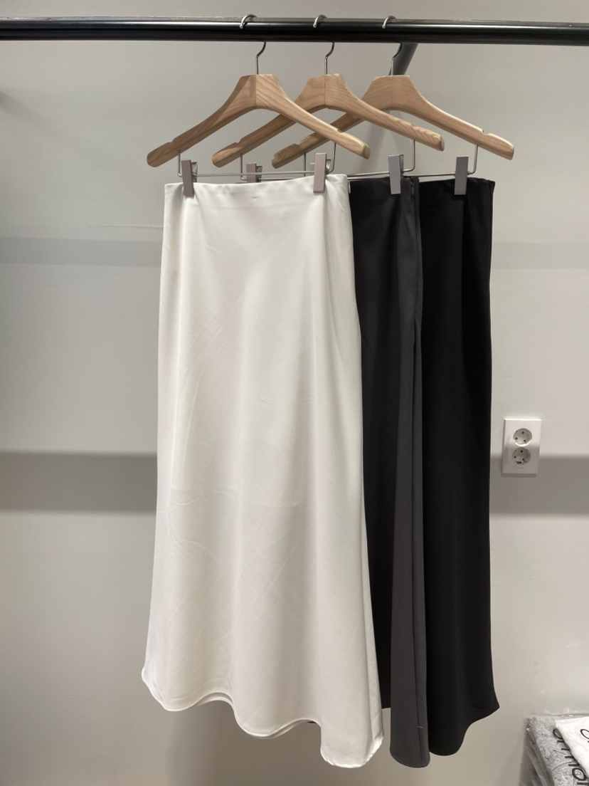 ORMORE東大門實拍女士新品職業26春夏人氣休閑真品推薦長裙ORMORE長裙