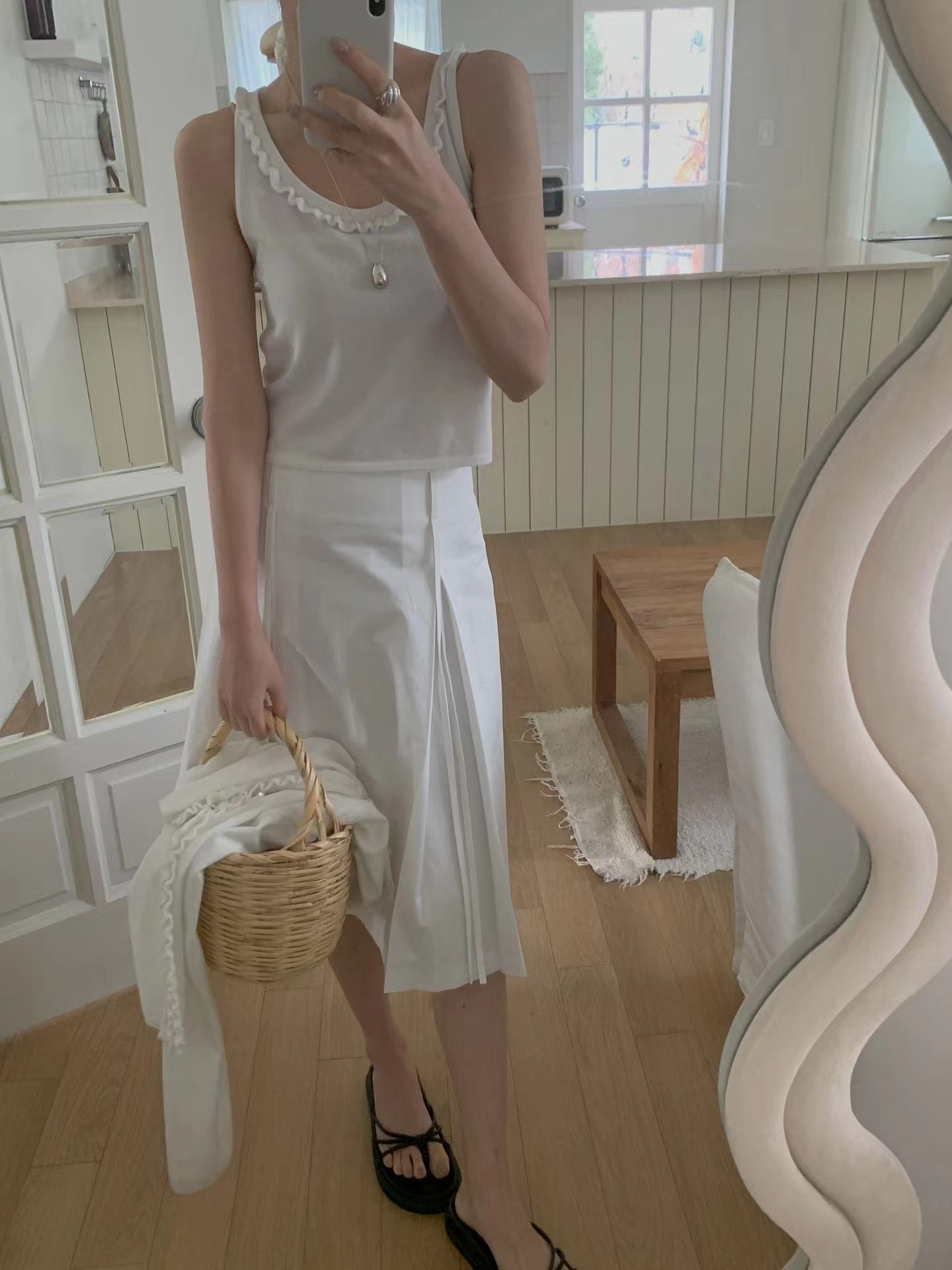 MIELLE-미엘르-OT韓國代購女裝新款休閑人氣真品吊帶背心MIELLE-미엘르-OT吊帶/背心圖色1