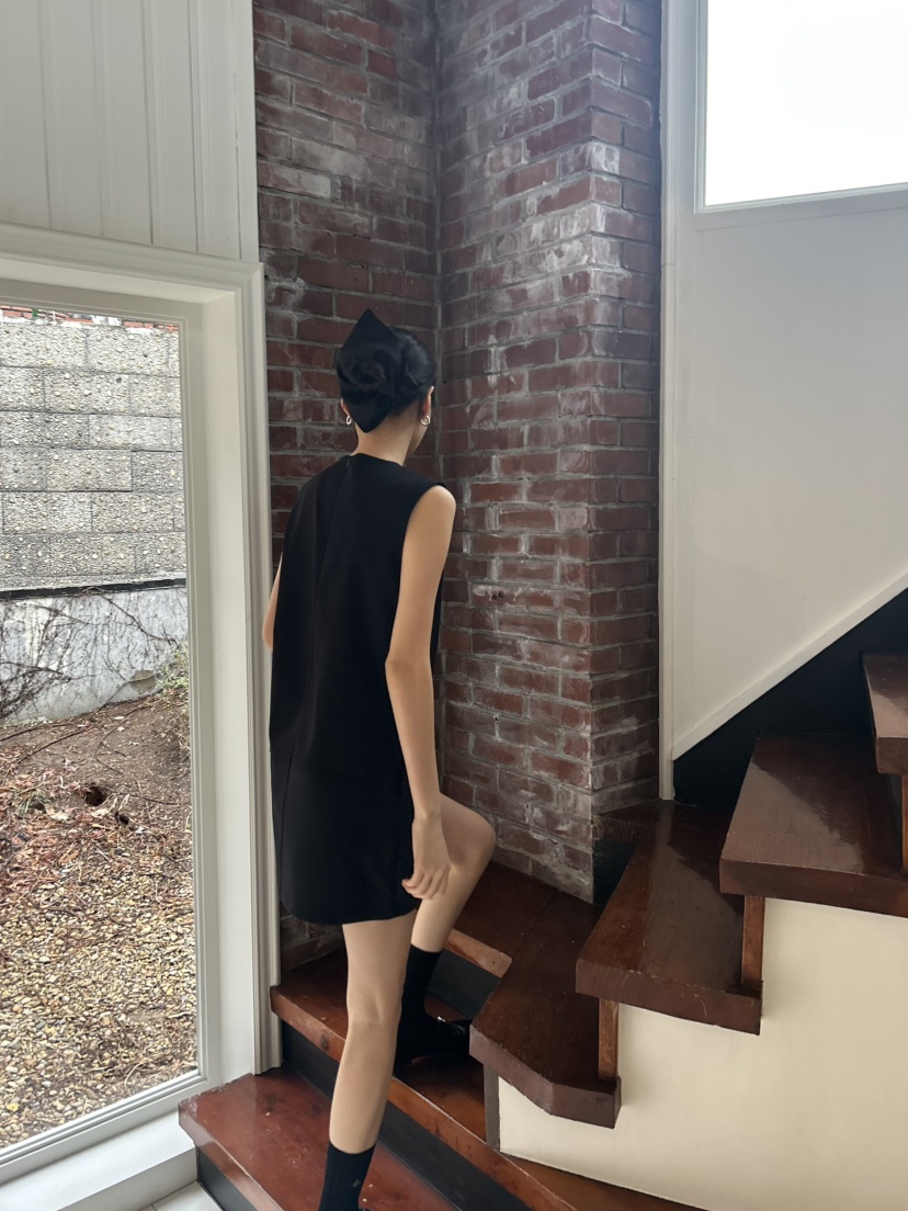 ME MO東大門直郵女裝新品推薦時尚人氣職業休閑26春夏連衣裙ME MO連衣裙