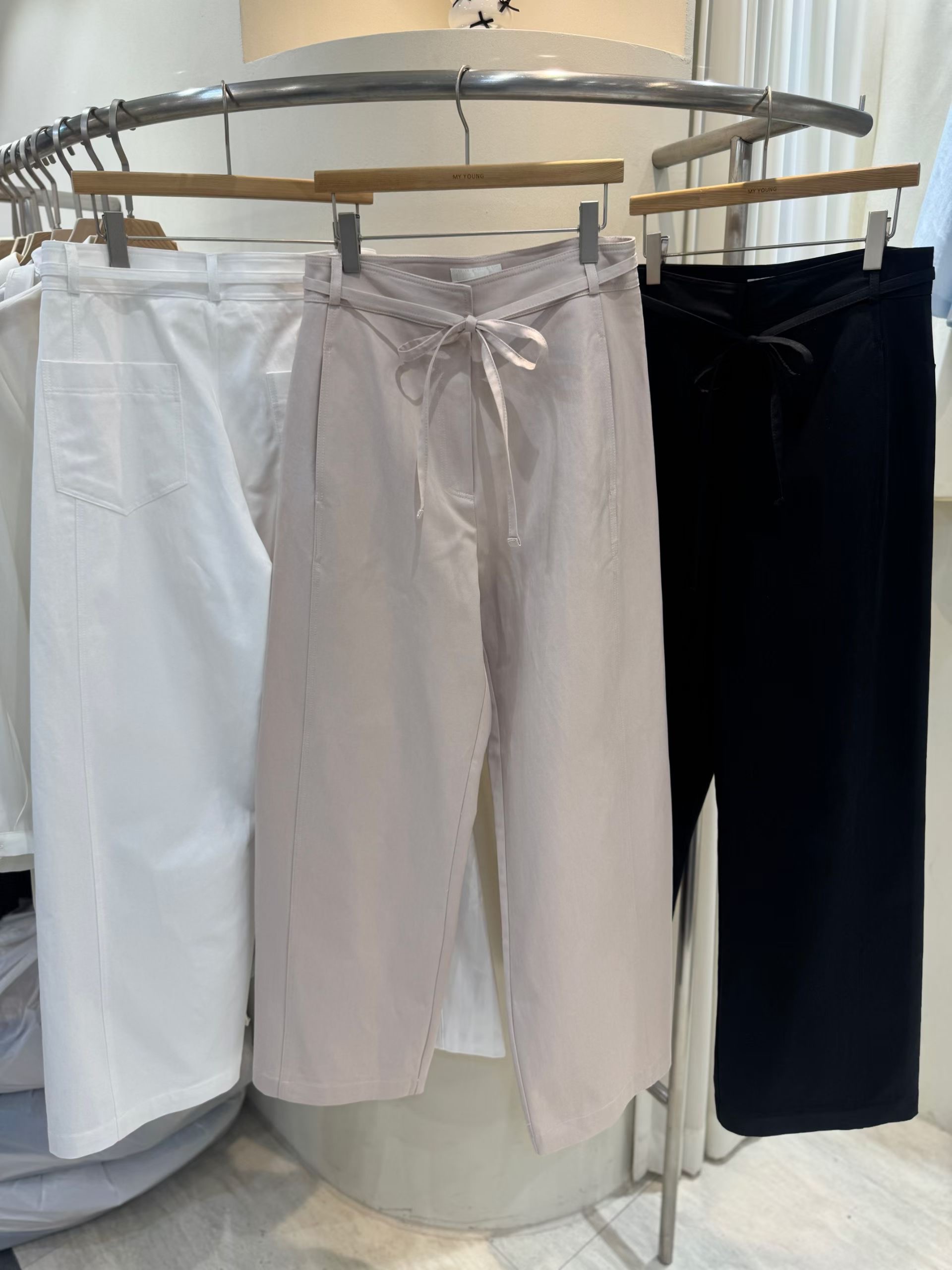 LEHEVE韓國代購女士新款休閑職業人氣時尚推薦休閑褲含腰繩LEHEVE-MY YOUNG兩件起休閑褲