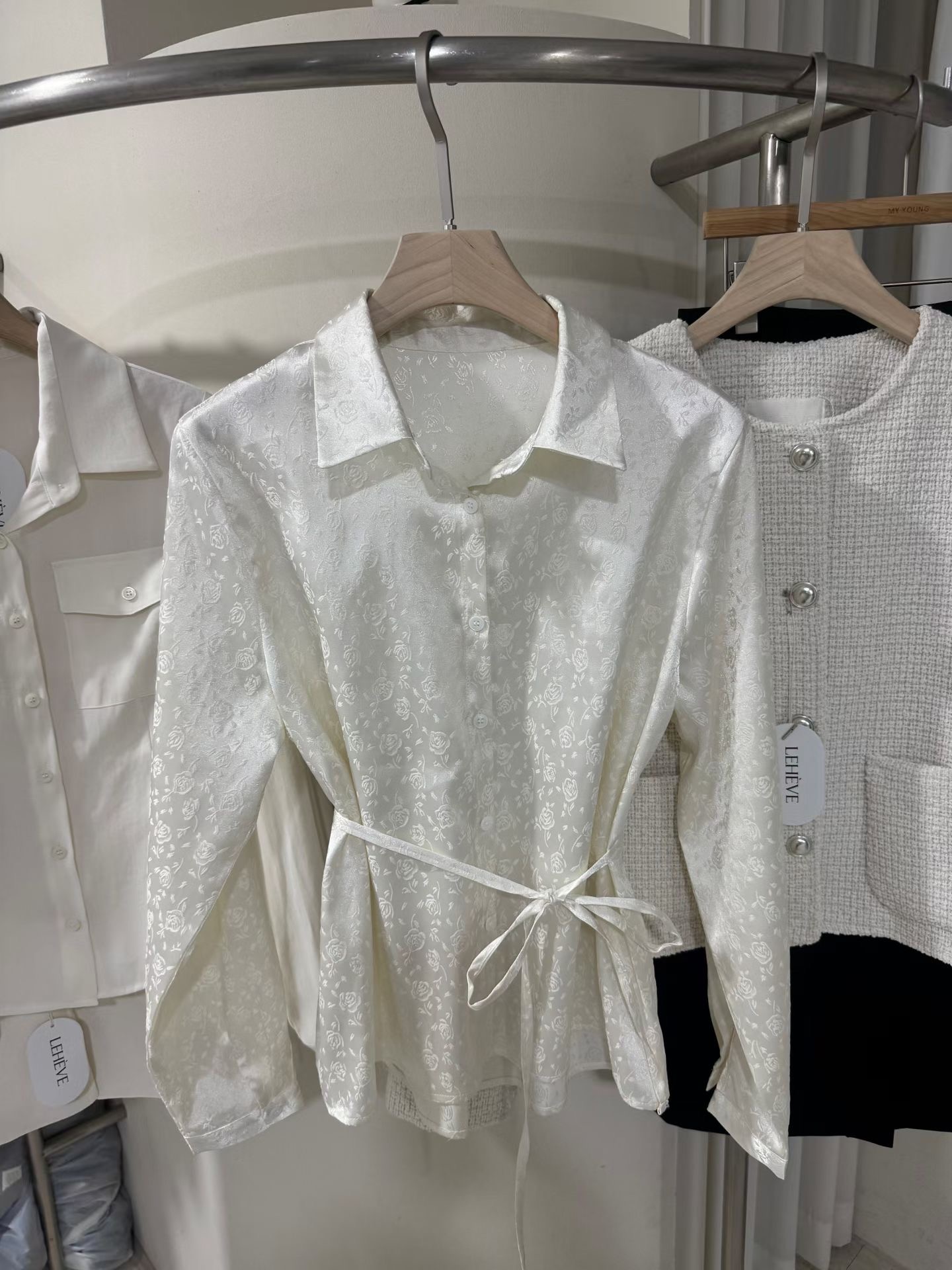 LEHEVE韓國東大門代購女士新款推薦人氣襯衫蕾絲衫含腰繩LEHEVE-MY YOUNG兩件起襯衫/蕾絲衫