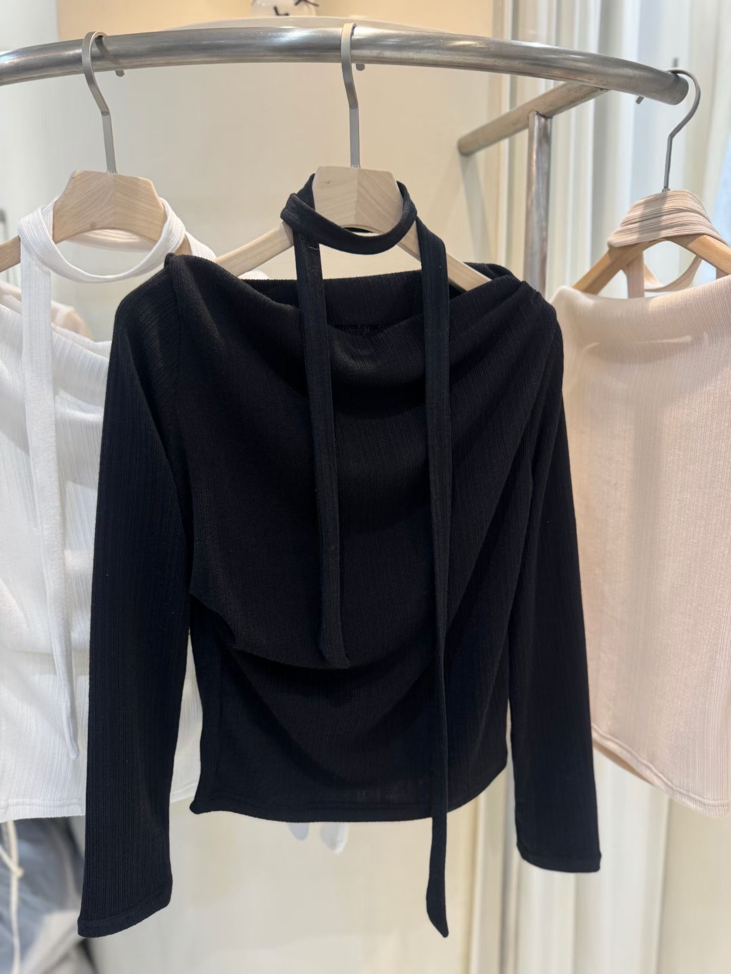 LEHEVE韓國東大門直郵女士新款職業時尚26春夏長袖T恤含脖帶LEHEVE-MY YOUNG兩件起長袖T恤圖色1