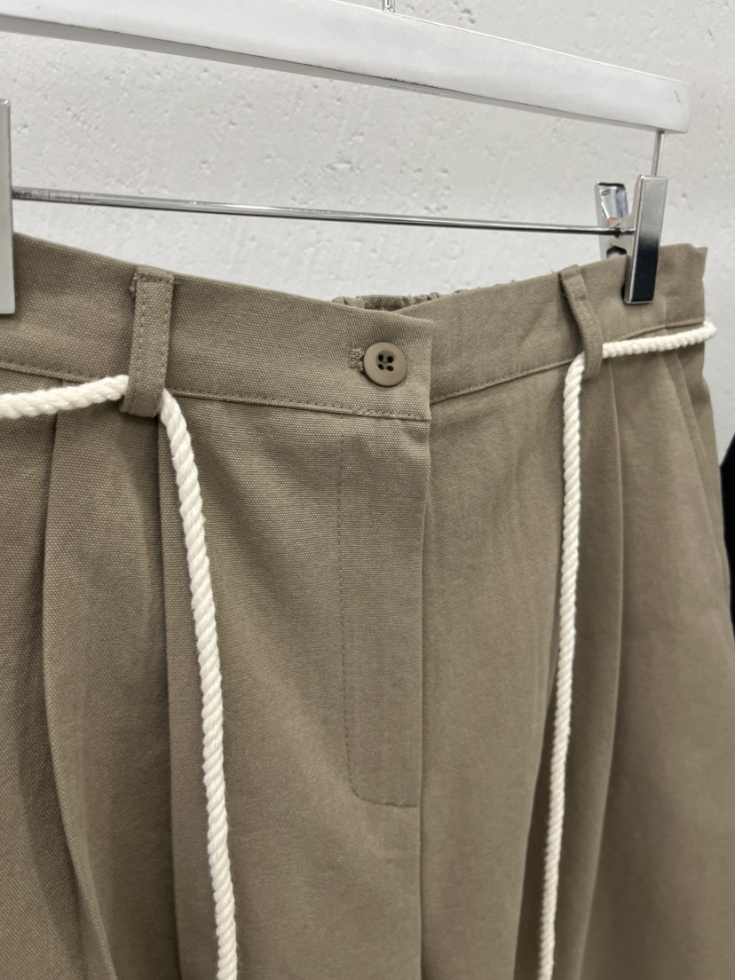 BEAMING SEOUL韓國代購女裝新品職業熱賣人氣短褲含腰繩BEAMING SEOUL短褲