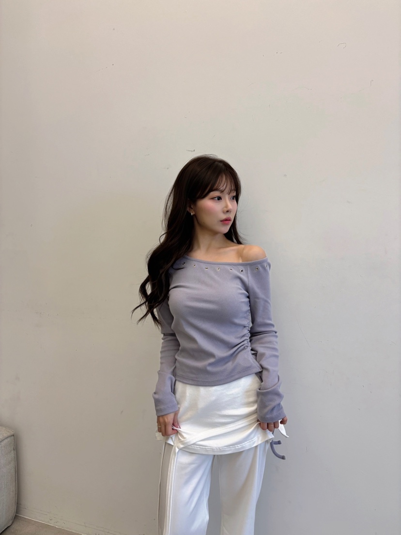 TOO HOT韓國直郵女裝新款職業人氣推薦時尚長袖T恤褶皺鏤空TOO HOT長袖T恤