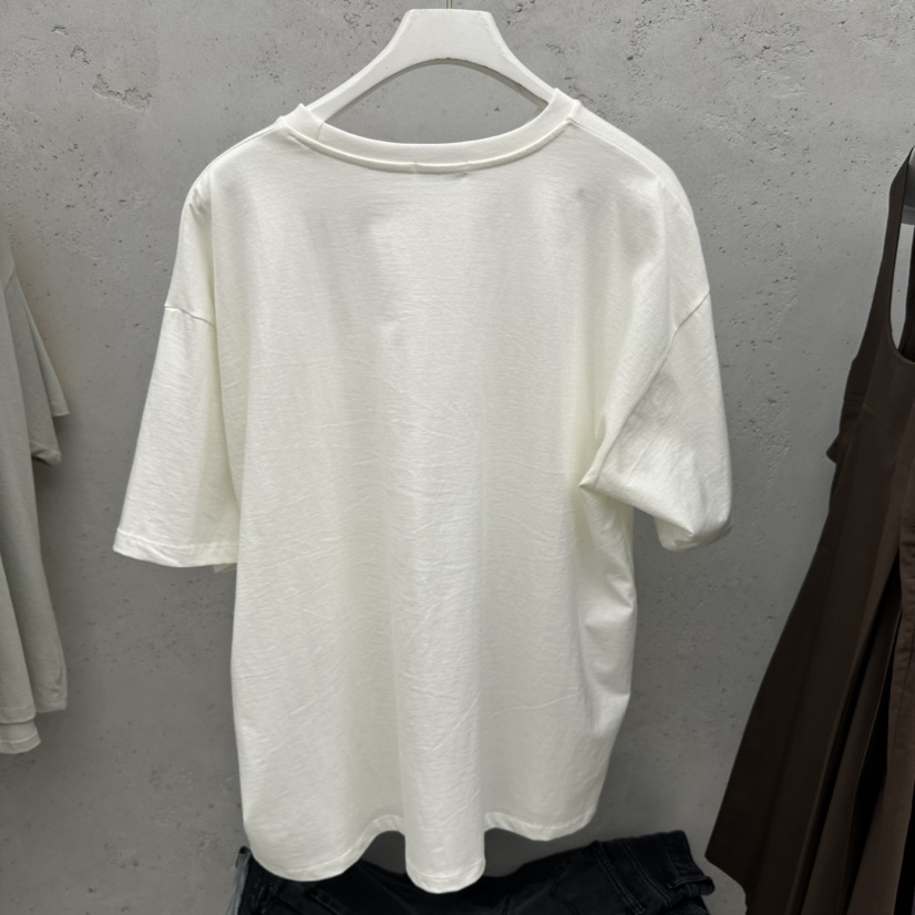 SIXTEEN韓國直郵實拍女裝新款職業熱賣26春夏時尚休閑T恤SIXTEENT恤