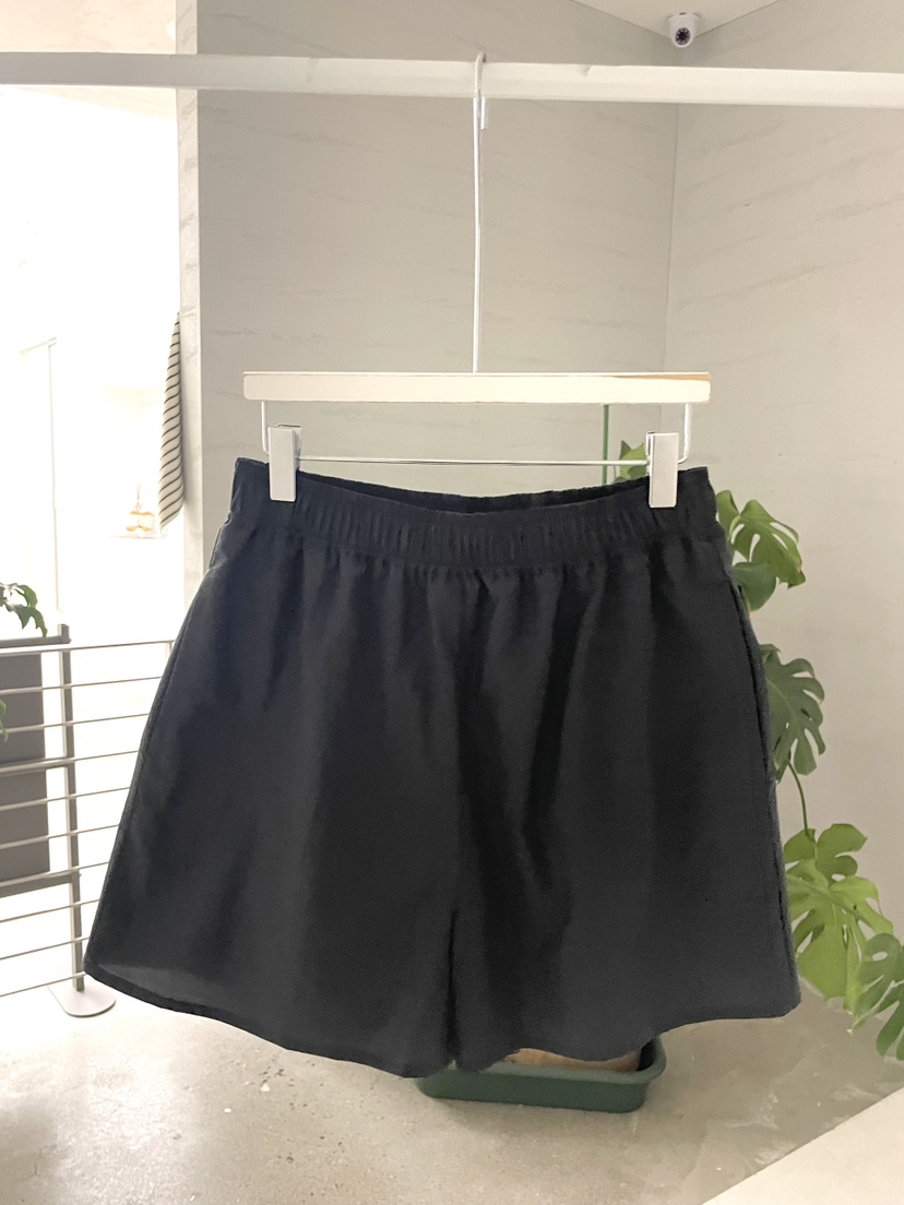 URBANE cloth韓國東大門代購女士新品人氣推薦職業熱賣短褲URBANE cloth短褲圖色3